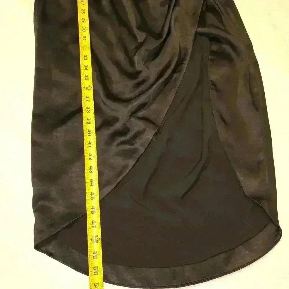 Elliatt Cassini Sheath Dress *Revolve* Ruched Side One Shoulder Satin Black - Picture 6 of 8